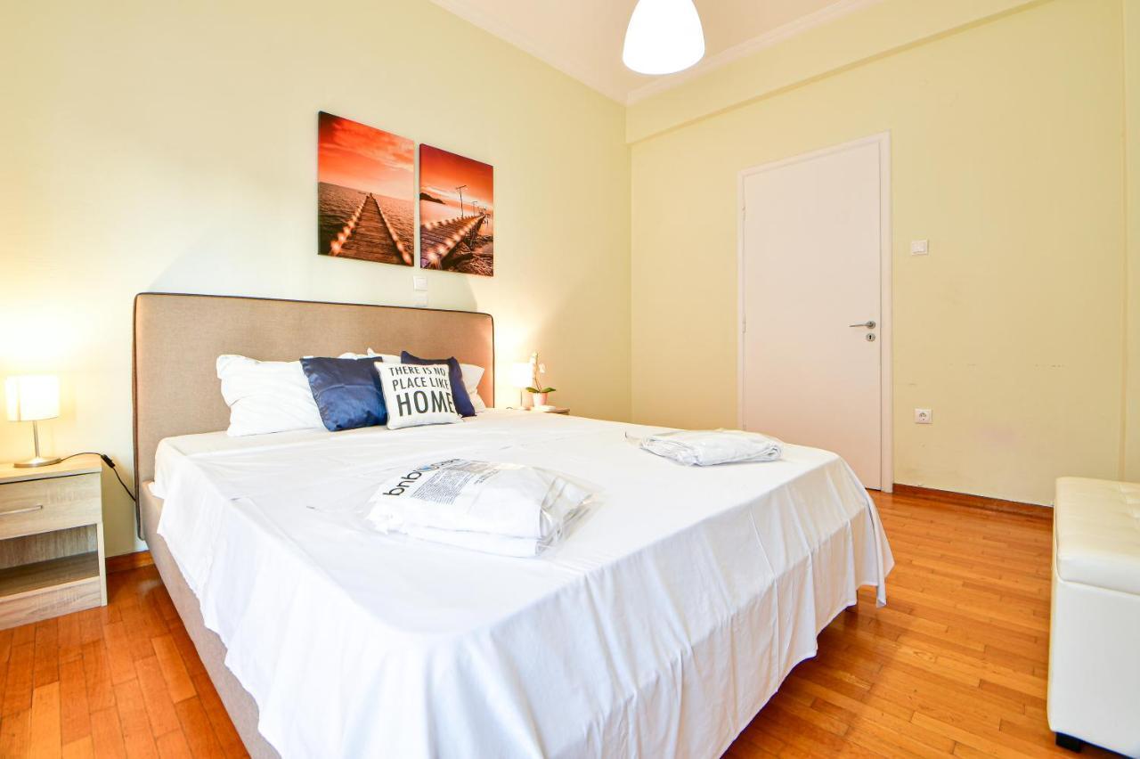 Athenian Sunny Apartment Exterior photo